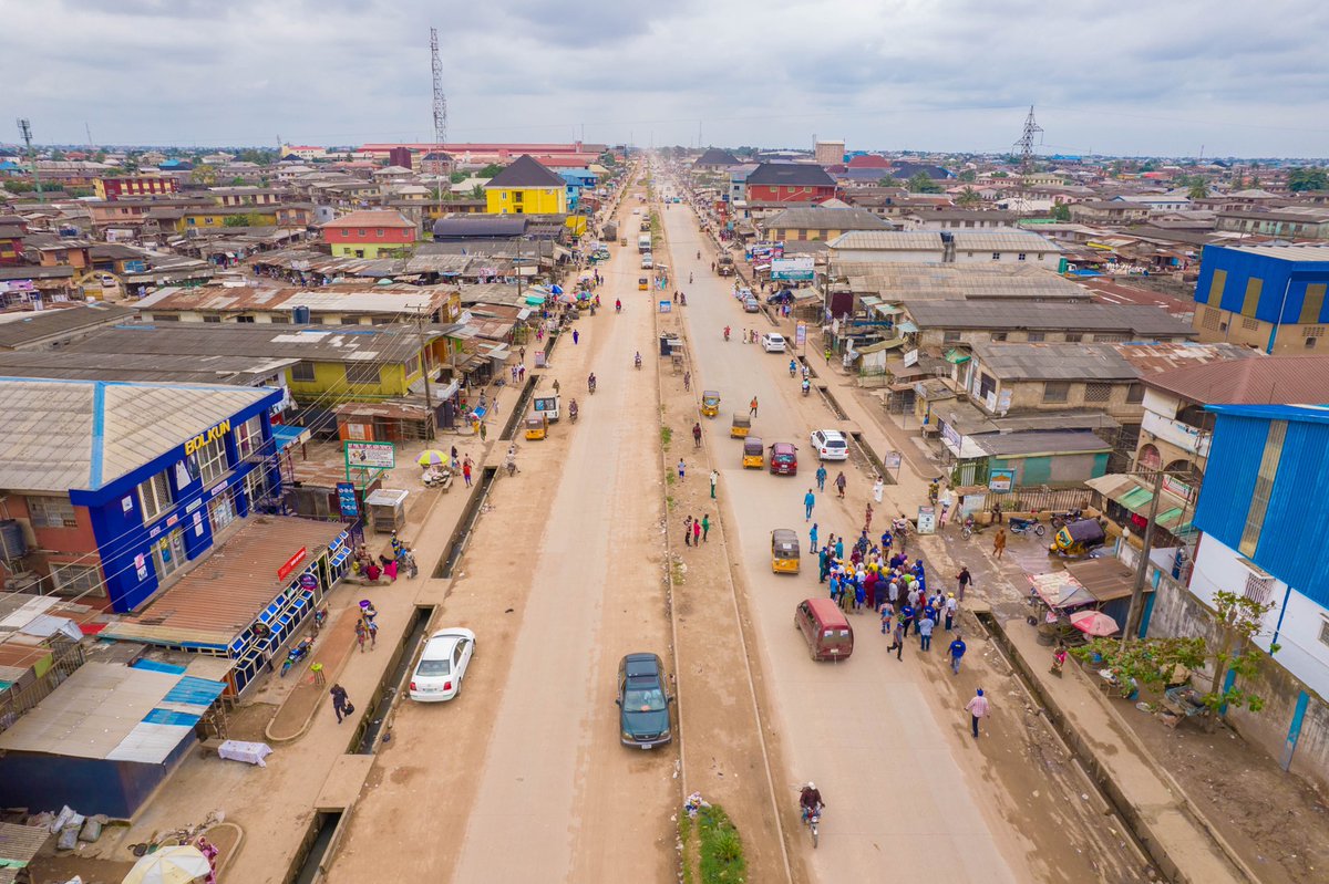 DapoAbiodunCON's tweet photo. I was at Old Toll Gate to inspect the ongoing reconstruction of all the identified failed portions of the Lagos-Sango Ota-Abeokuta Road which our Administration has vowed to permanently fix. https://t.co/P97KVbsXOg