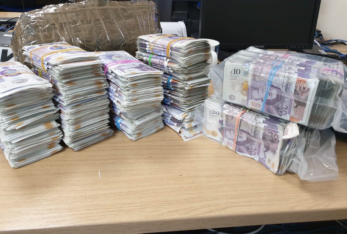 Derbyshire Roads Policing Unit tweet media