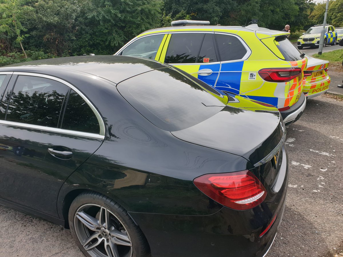 Derbyshire Roads Policing Unit tweet media