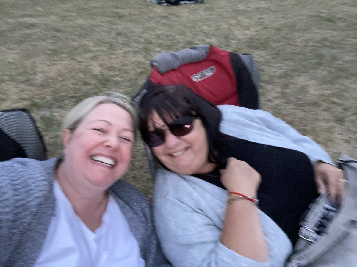 bray1976's tweet photo. Happy Birthday mags from the awesome foursome xx #sundowncinema #lutonhoo https://t.co/ZTR8k58e2p