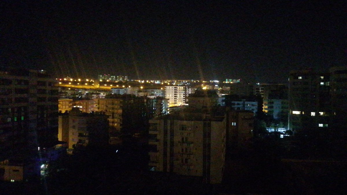 Elektirik gidince bu şehir hoşuma gidiyor