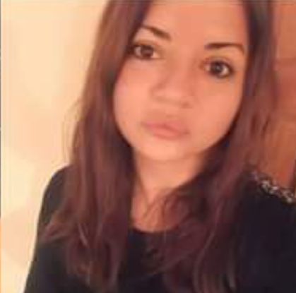 Carla Romina Pereyra Sosa tiene 36 años, desapareció el 25/8 en #MarDelPlata, #BuenosAires. Está bajo tratamiento médico psiquiátrico. Es delgada, altura 1,60. Vestía campera negra, pantalón rosa y zapatillas negras. Avisar #URGENTE ☎ 223-6886363 o 911