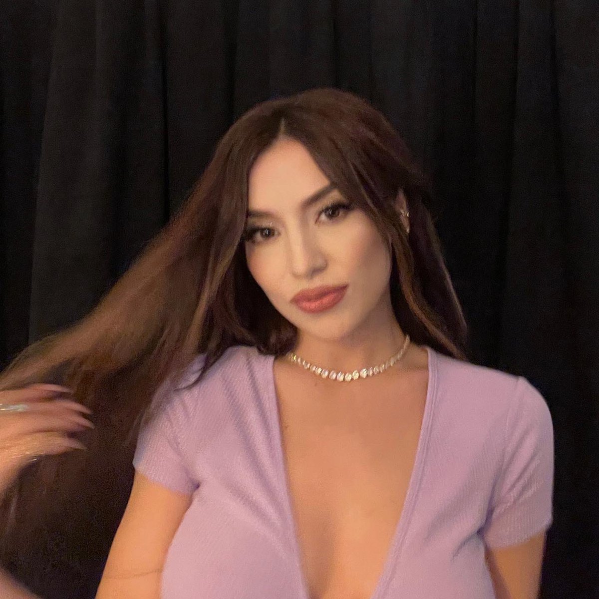 AVA MAX tweet media