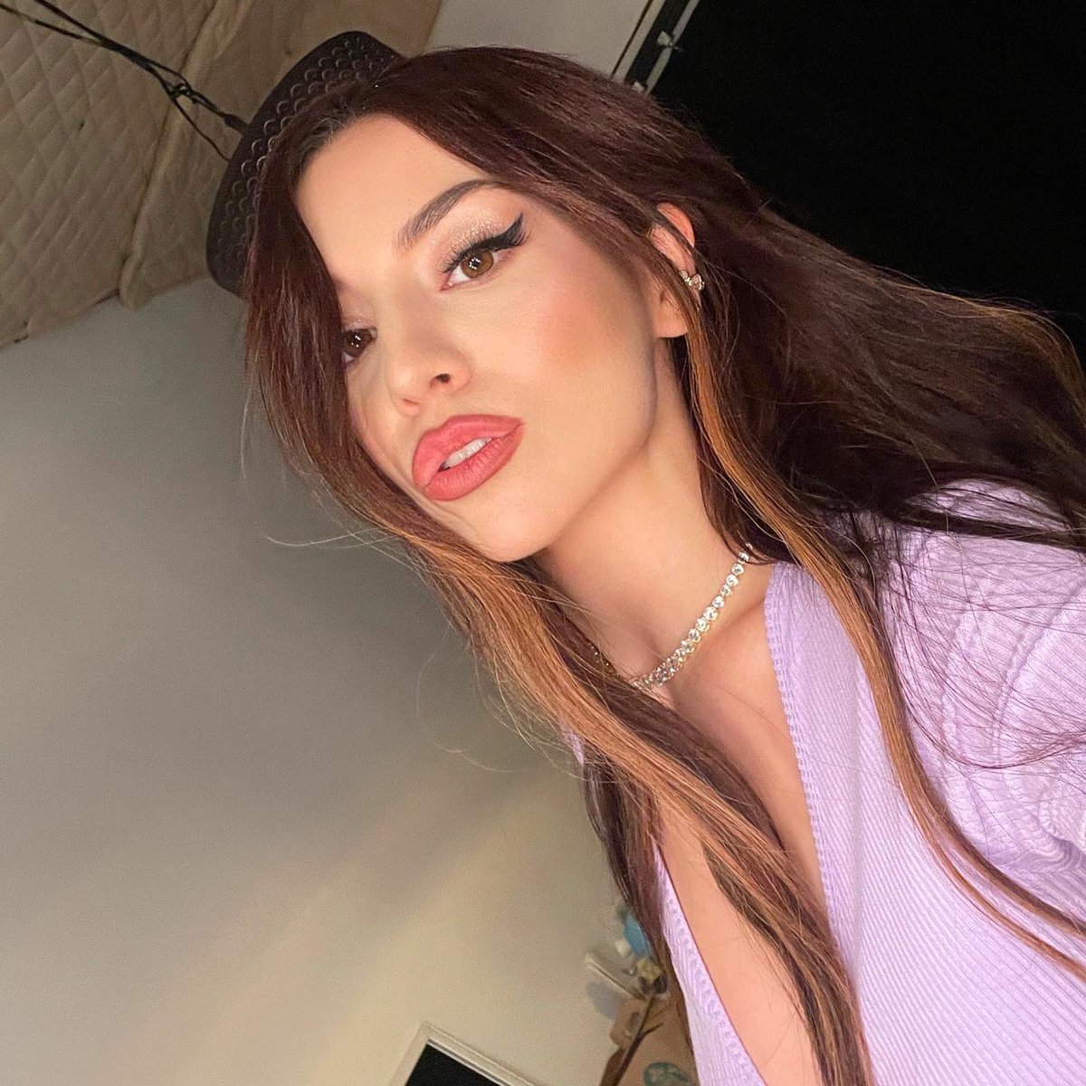 AVA MAX tweet media