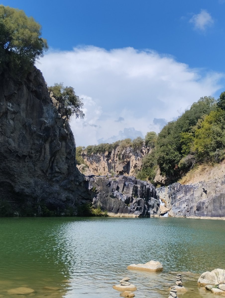 PaolaGigante62's tweet photo. In giro per il #Lazio #Vulci e il Lago di #Pellicone #3uominieunagamba #Noncirestachepiangere https://t.co/joK5J5zDxS