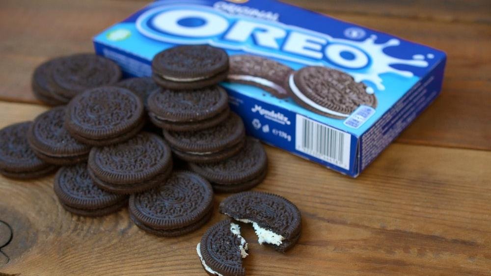 Oreo, Mikado ile Pepito'nun üreticisi ABD merkezli Mondelez, ürünlerinde salmonella bakterisi ihtimali üzerine 3 üretim sahasını kapattı!
Bence birkaç ay tüketmeyin, Salmonella son derece dirençli bir bakteridir ve adamı haşat eder... #Oreo