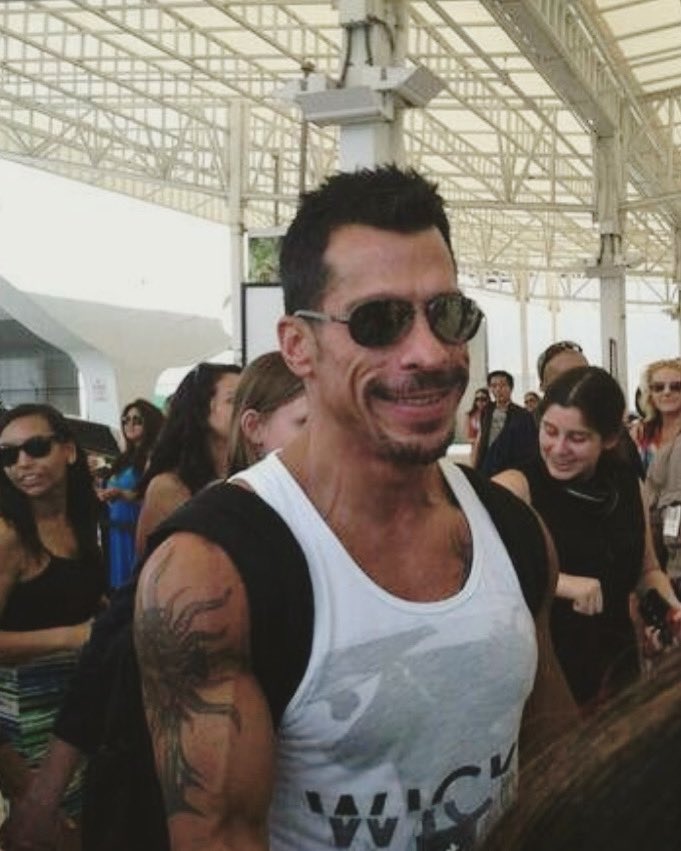 NordstromSheryl's tweet photo. Danny looks like he’s ready to cruise! @dannywood @NKOTB @DonnieWahlberg @joeymcintyre @JonathanRKnight #NKOTB #BH #BHFam #BHFamily #Blockhead #BHLove #nkotbcruise2022 #funinthesun #lfg #IDeserveThisShit #LessThan2Months #BeingTogetherIsEverything 😁☀️ https://t.co/PgPTj7XVhU