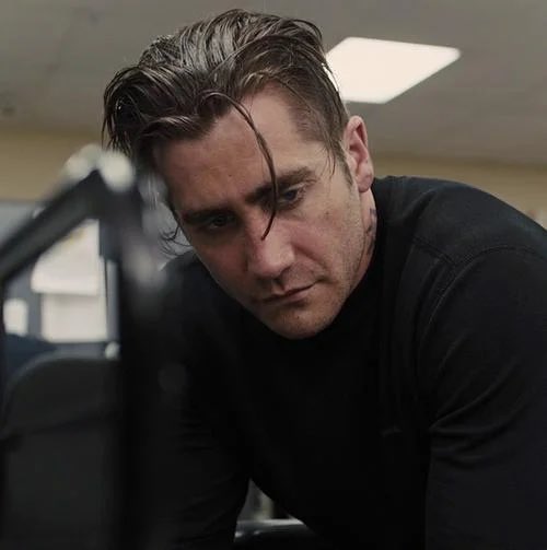 OnALighter_Note's tweet photo. Thinking about Jake Gyllenhaal's hair in Prisoners https://t.co/zgiXL62pyw
