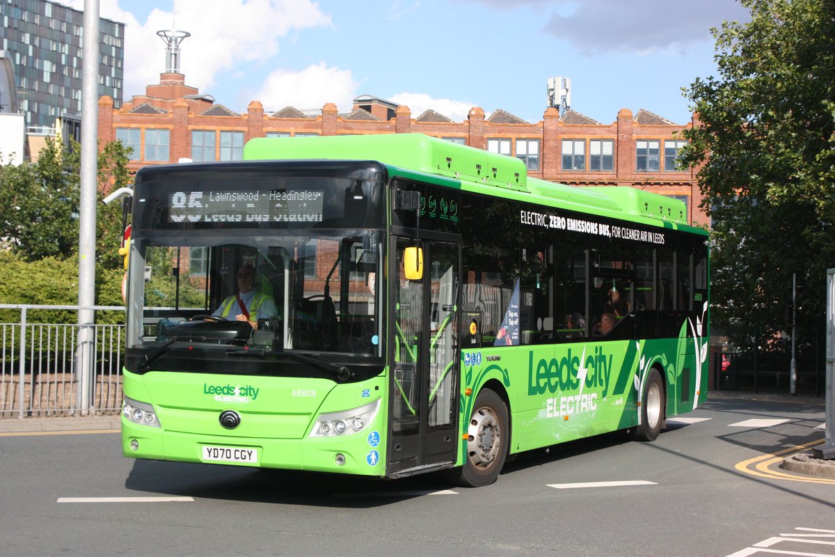 Sykey32's tweet photo. a few shots taken in and around Leeds on 28/8/22 https://t.co/uiypVYvlMg