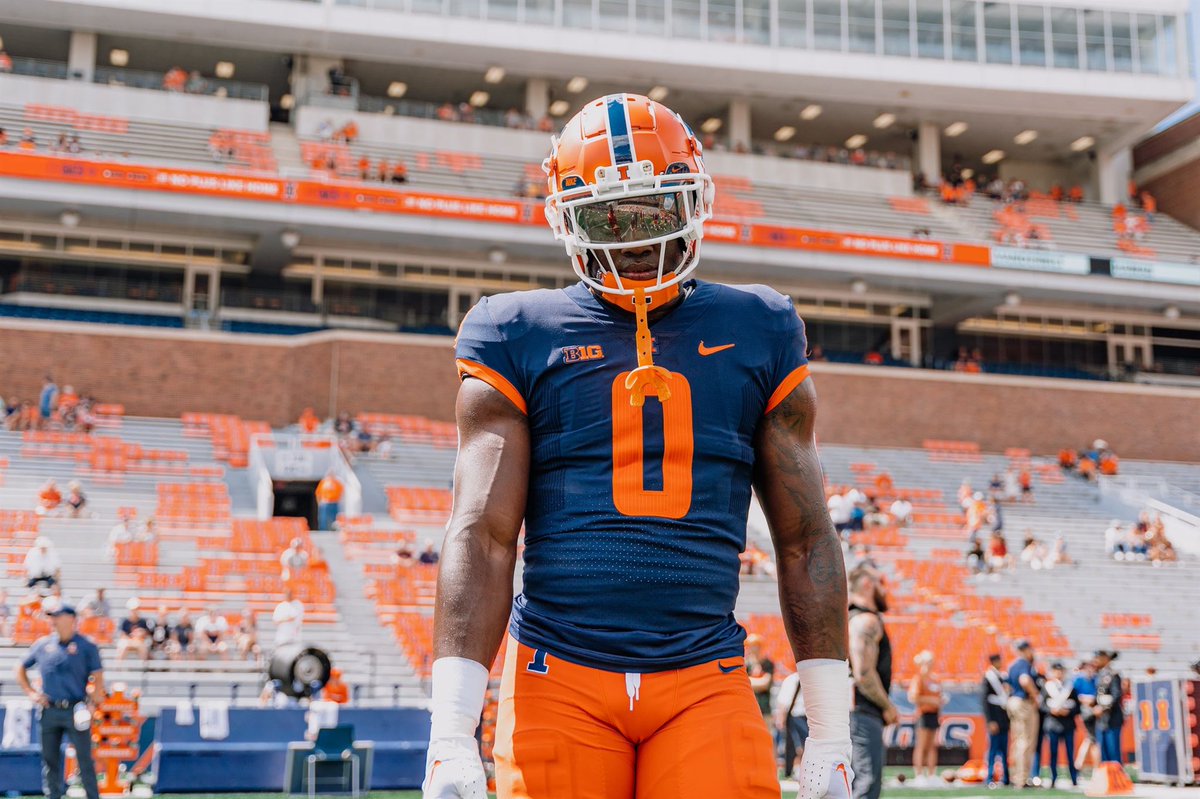 goatmccray5's tweet photo. Week 0💙🧡 https://t.co/eAMd84I9xB