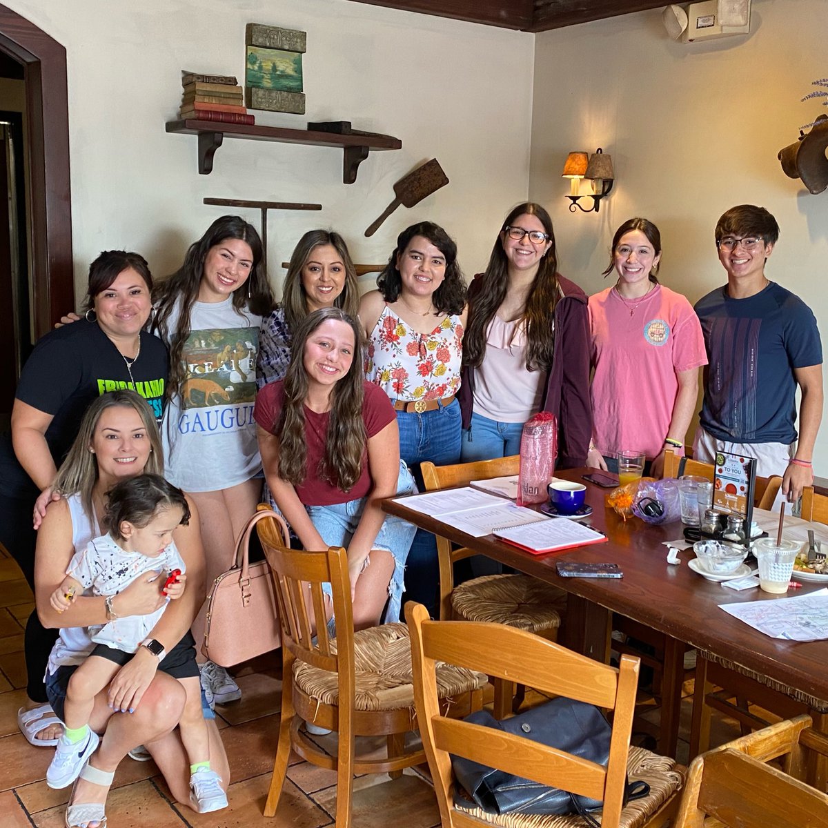 LizethKreidie's tweet photo. Hispanic Honor Society Officer’s Welcome Brunch! @JhsWarriors @nogjess @Barajas502 #warriorpride #katyisdlote #losturpiales https://t.co/tfRNLTY42P