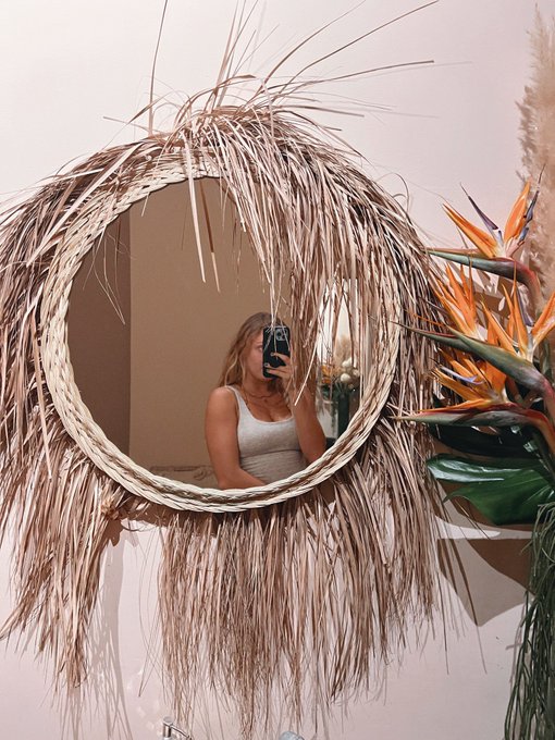 Happy Positive Sunday 🤍🖤 https://t.co/A6xLTr1hhx