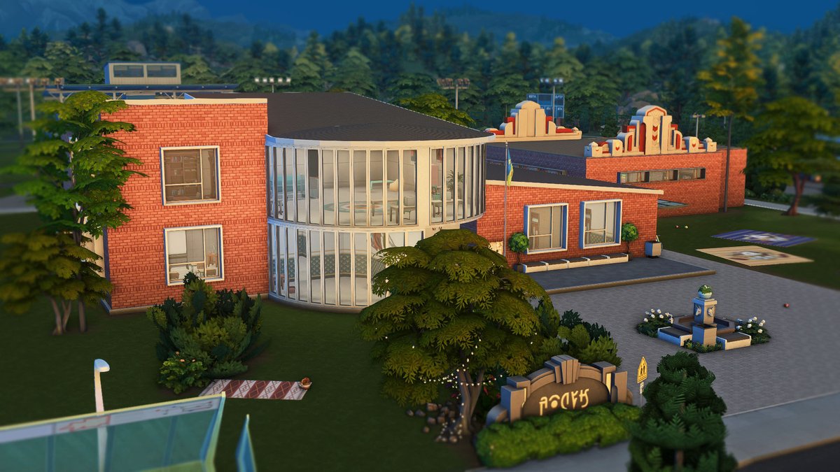 SimsBuildsbyLiv's tweet photo. And here goes the High School🎓

Speed Build video: 
https://t.co/XiCMLTu5Fm

#ts4 #sims4 #highschoolyears #speedbuild https://t.co/rvtUEOg5oW