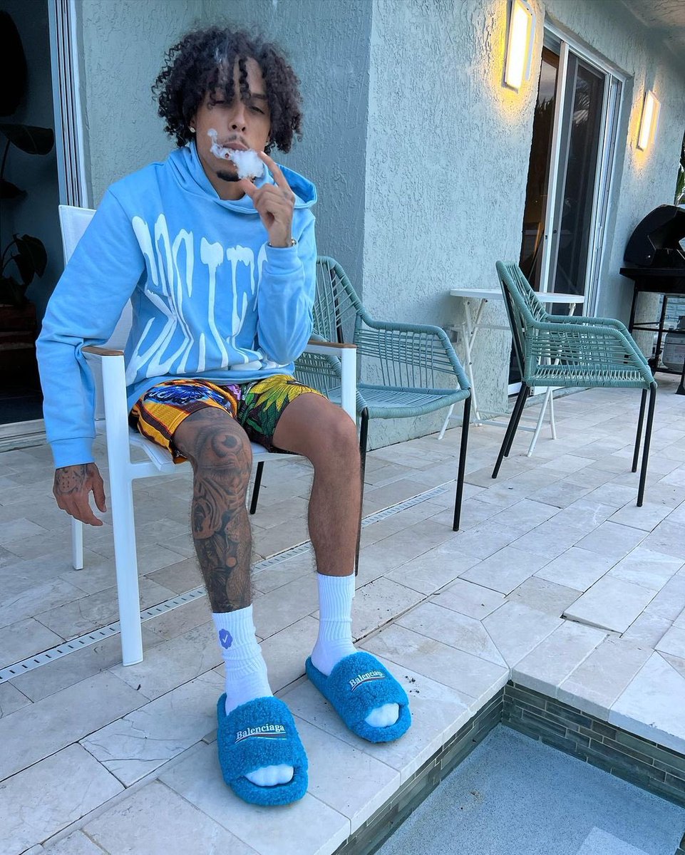 LstSociety's tweet photo. @KingCidery spotted in our light blue “444/777” hoodie⭐️ https://t.co/pHqa0CegZP