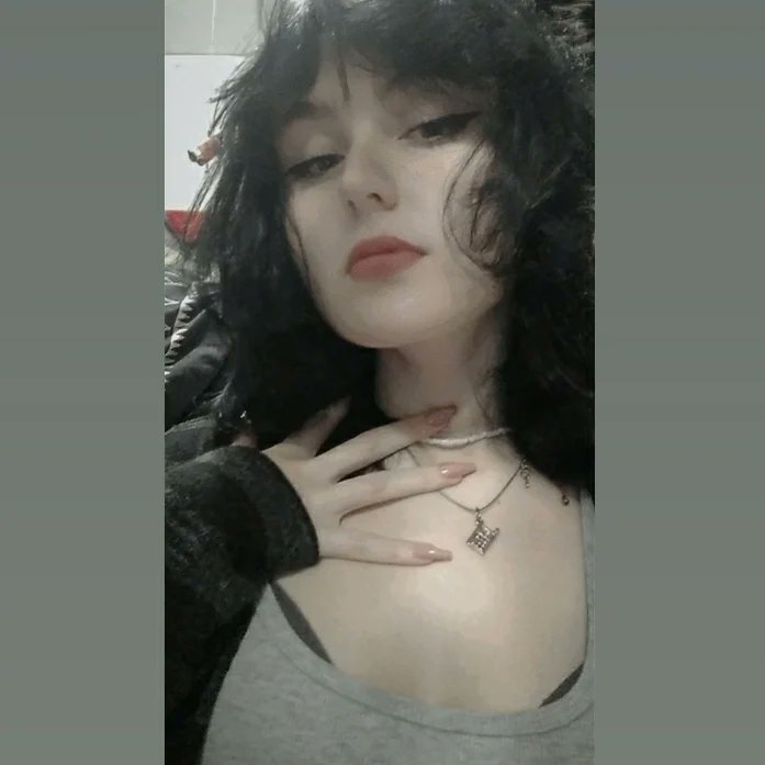 cheribeatsyou's tweet photo. i like this picture but i dont 🥳 #nsfwtwt https://t.co/cLIU9FCvrT