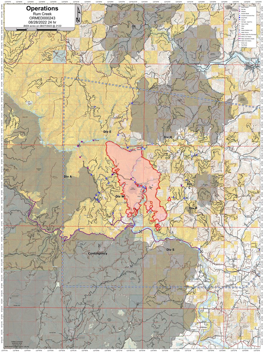 Derek_E_Philips's tweet photo. The one thing benefitting fire managers on the #RumCreekFire (red) is recent fire history (grey) surrounding the fire. Big Windy (2013, west), Taylor Creek (2018, south), Dad's Creek (2013, north-east), and Brimstone (2013, east). #oregon #wilfire https://t.co/2xVoyUuBpX