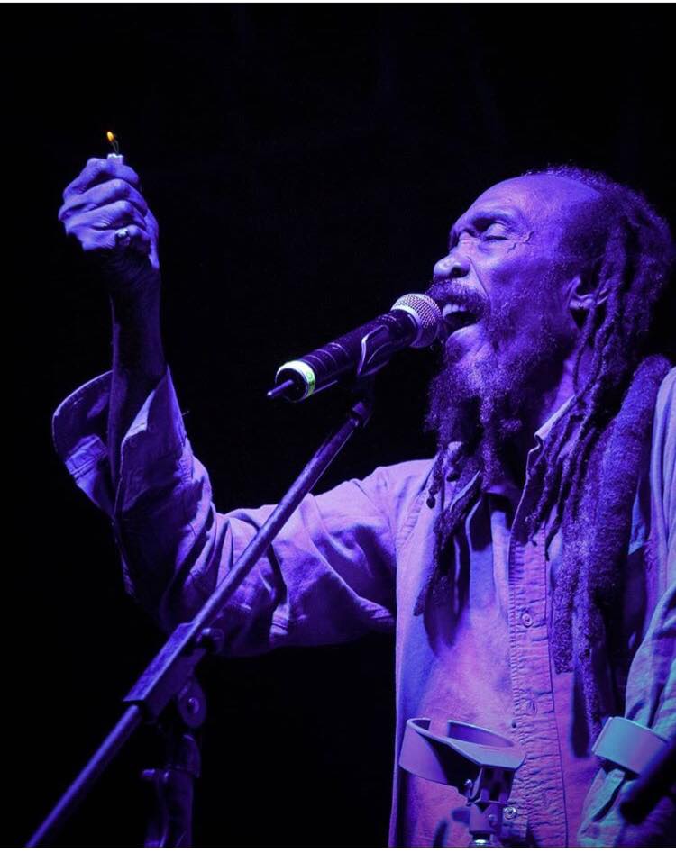 LISTEN TO ISRAEL VIBRATION ❤️

Spotify: spoti.fi/3AslMDO
Apple Music: apple.co/3e6hrhW

Repost IG realisraelvibration: We are deeply sorry to announce that Cecil "Skelly" Spence is gone to rest.  In the last few months he was doing therapy... bit.ly/3TmUNlN