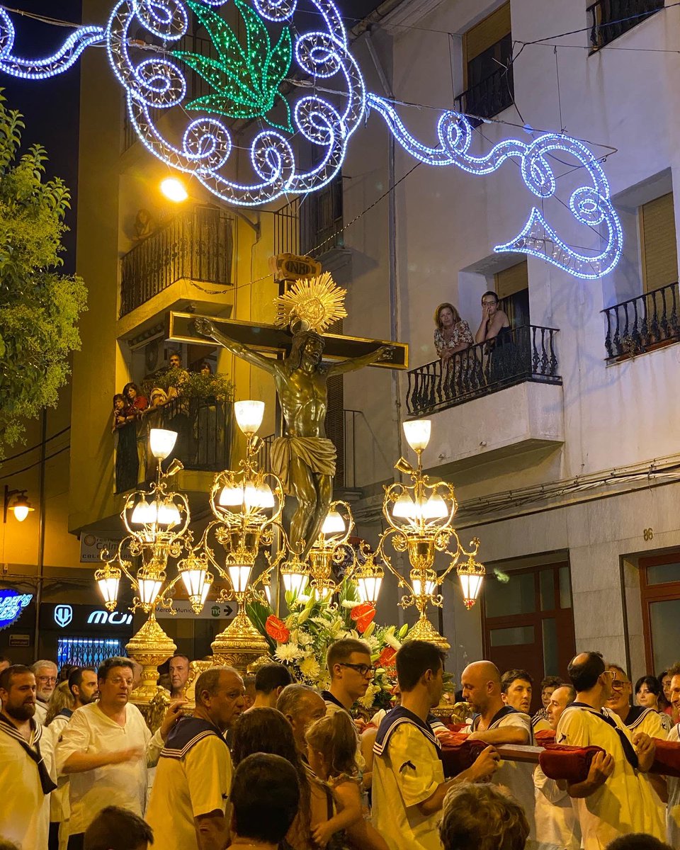 Mossarabs1948's tweet photo. ✝️ Processó del diumenge. El nostre Morenet torna als carrers d’Ontinyent.
#micOnti22 #TornemMICOnti #morosicristians #Ontinyent https://t.co/hVOn9OZrq6