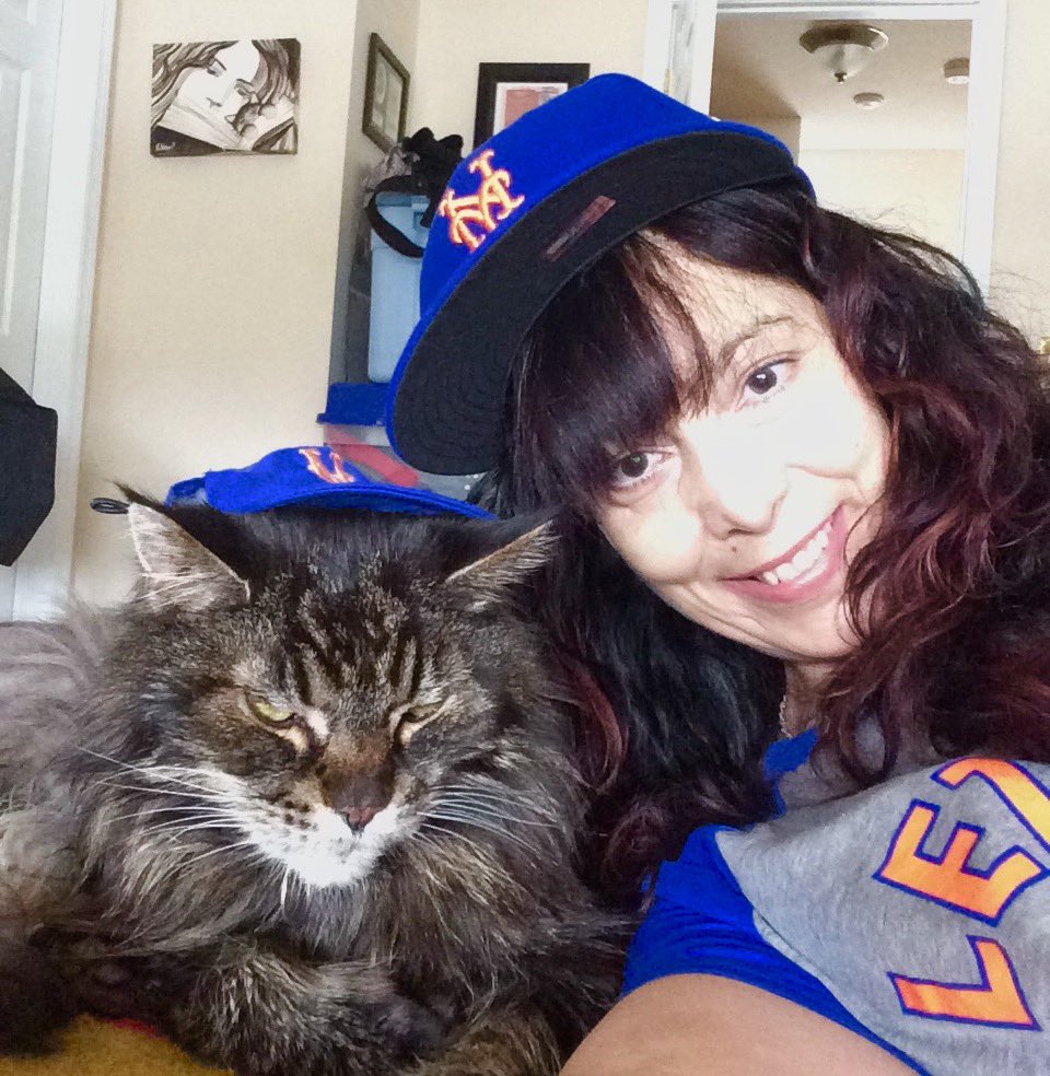 AmandaSmokeyIs1's tweet photo. Today is Rainbow Bridge Remembrance Day 🐾 🌈 Bless our family & furiends #OTRB #RIPSmokey #RIPAmanda #RIPAngela @TheCatMalice @GeneralCattis @Ophur_Cat @BengalPandora @toby_rules1 @MaineCoonCatsOH @LittleMaineCoon @JusticeToAll
@1Tough_Sheltie @mitsy2714 @Robin2020Rockin https://t.co/kTOC4Cjc7o