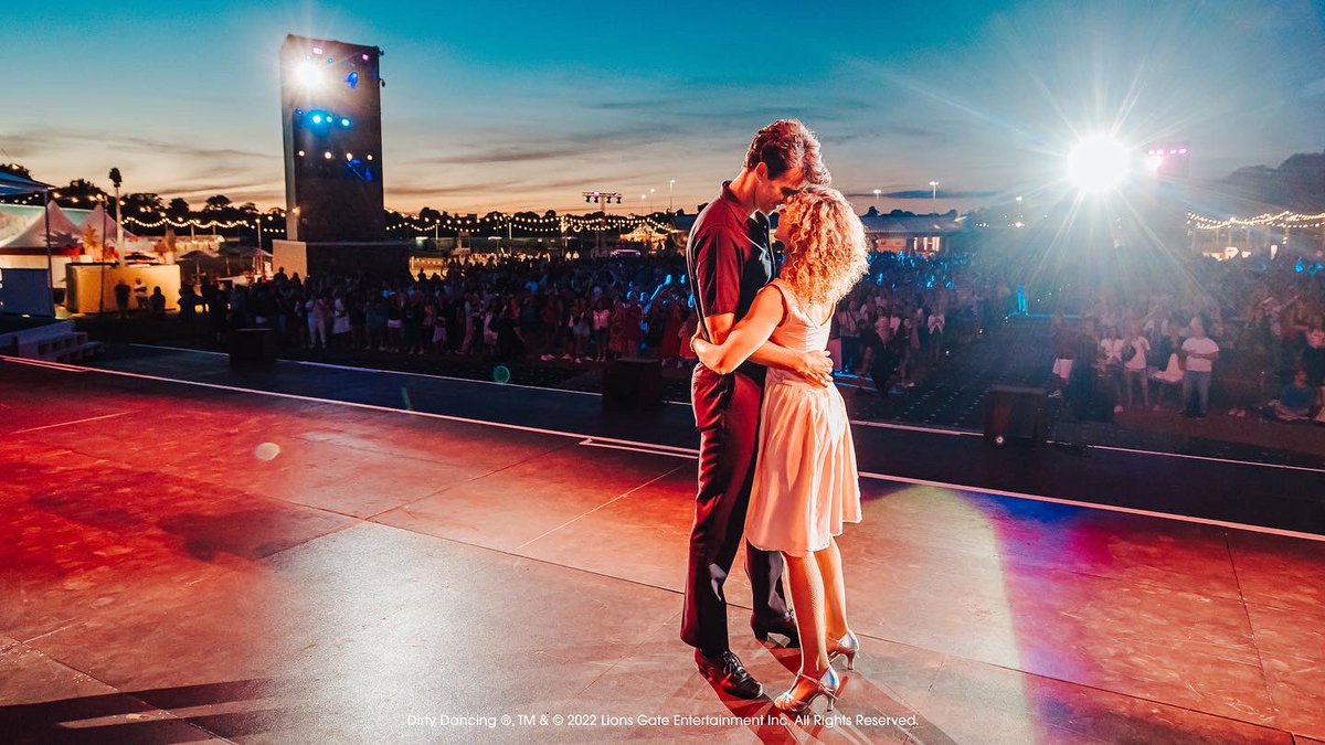 _AliceBaker3's tweet photo. Production shots coming in 💃🏻🍉💫 @secretcinema @lukedyson #secretcinema #dirtydancing #baby #kellermans #timeofmylife #summer #icarriedawatermelon https://t.co/XV6DhgH61o
