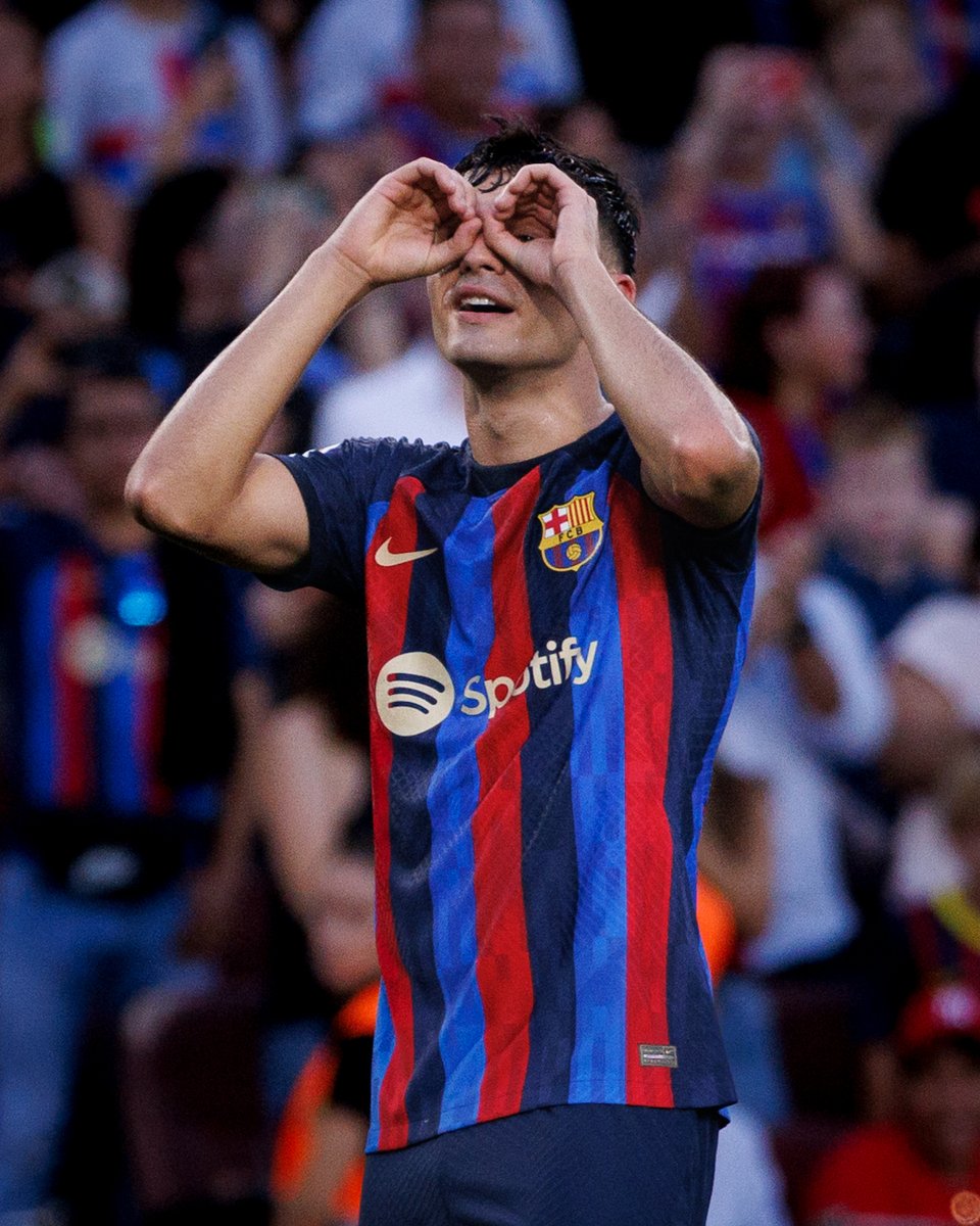 FCBarcelona_es's tweet photo. Definición de crack https://t.co/gP1h3mPIvT