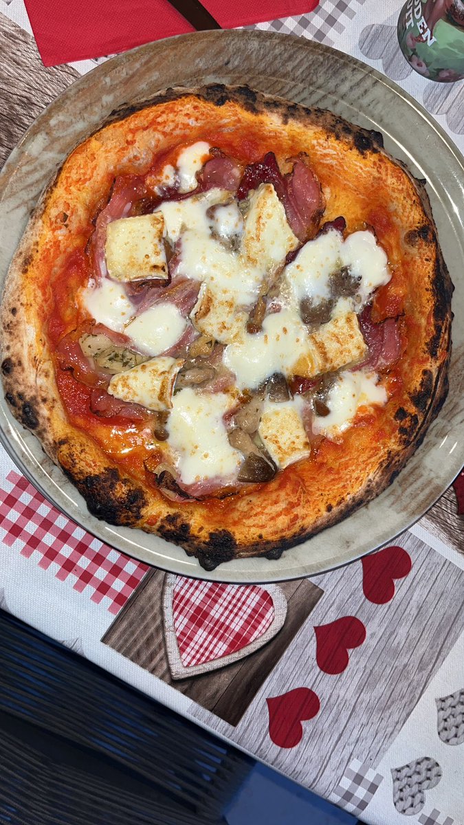 Brie, Speck, mushrooms and truffles <a href="/OoniHQ/">Ooni</a>