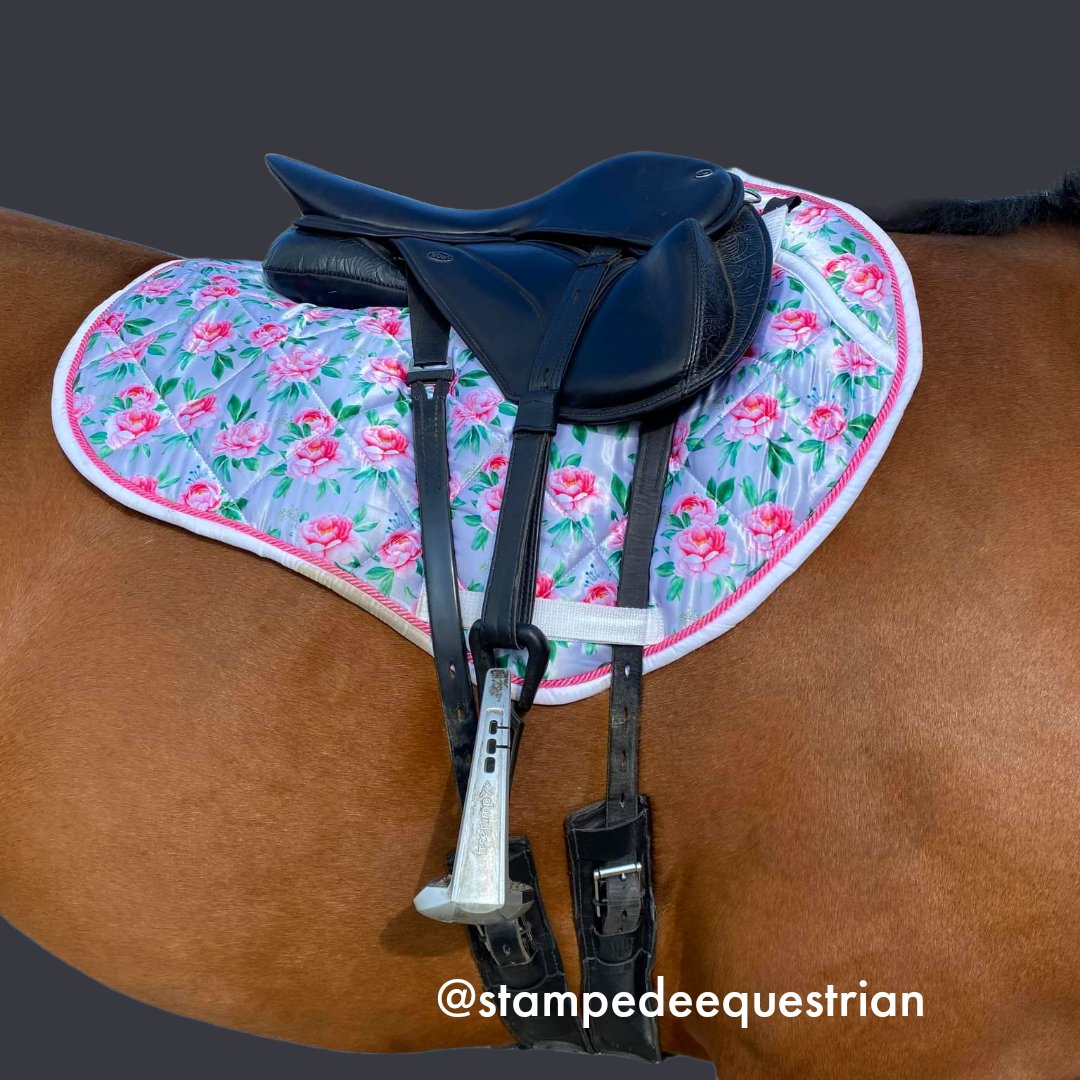 StampedeEq's tweet photo. Beautiful saddle pads @StampedeEq #horsesoftwitter RT https://t.co/GSXtsUOgtt