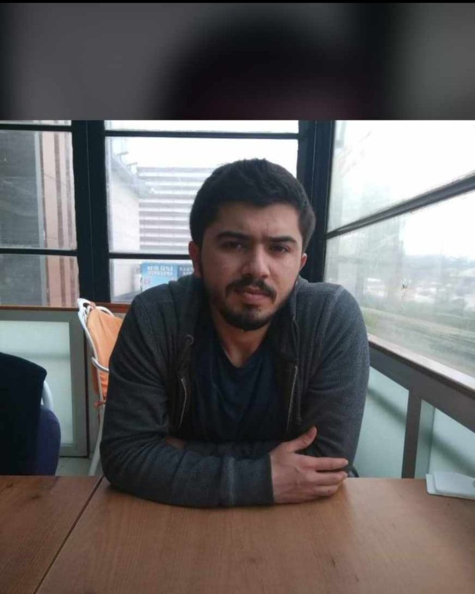 abdullah_bayuk's tweet photo. Hasan Yıldız kardeşimiz Sakarya'da trafik kazası sonucu Hakk'ın rahmetine kavuşmuştu. Bir çocuk babası ve henüz hayatının baharındaydı. Daha fazla Hasanların ölmemesi için #HasanYıldızİcinAdalet 
#trafikcanavarlaritutuklansin. https://t.co/jQ7lthlPym