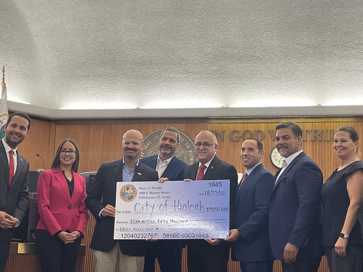 TPFabricio's tweet photo. .@BryanAvilaFL, @TeamAlexRizo &amp; I had the honor to present the @cityofhialeah $9,050,000 for community projects including senior meals, @HialeahHousing &amp; @COHEABulldogs. Proud to serve our residents and help better our city. @SenMannyDiazJr was integral in obtaining these funds. https://t.co/vI9tSkZteg