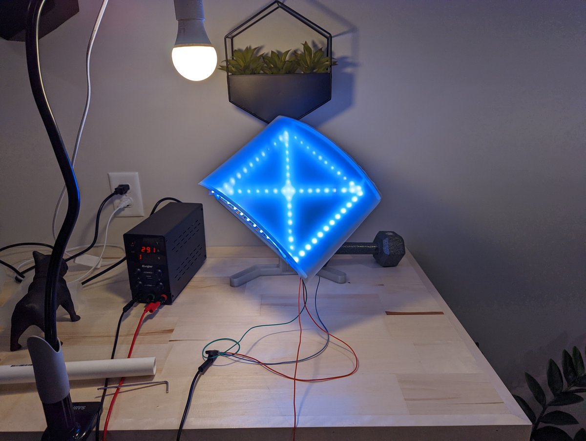 devanmetzdesign's tweet photo. 3D printed LED strip lamp #3D #3Dprinting #3dprint #LED https://t.co/GBgmEjivIg