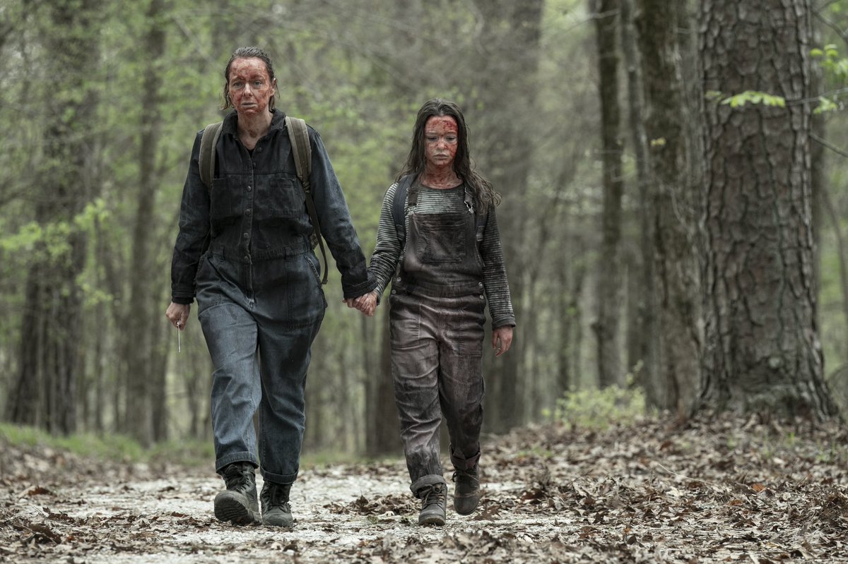 NocbroNation's tweet photo. For those #TWD fans who have been patiently waiting for tonight’s #TalesOfTWD Episode 3 “Dee”, you are going to LOVE IT!! Samantha Morton @samthesparrow and Scarlett Blum have amazing performances!! The backstory is simply amazing!
#TWDAlpha #TWDFamily https://t.co/5b0QzDF1UQ
