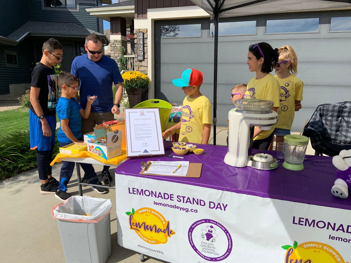 RhiHoyleYEG's tweet photo. Showing my support for #LemonadeStandDay in bright yellow! 💛 

My dear friend Monita started this movement 9 years ago &amp; has raised over $1.2 million in support of @stollerykids. 

Show your #LemonLoveYeg by stopping by a stand in your neighbourhood! 🍋

https://t.co/YlpOvPFXGF https://t.co/VB3evaW4IL