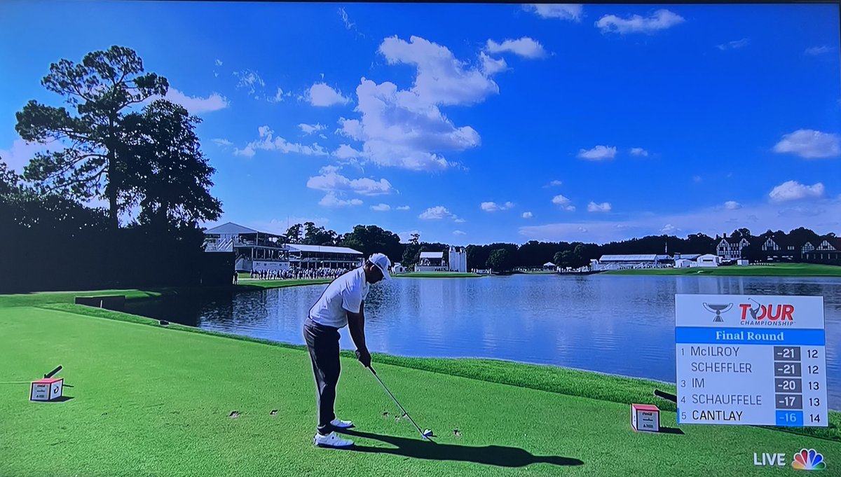 Water left. Water right. Water short. 220 yards. 

Zero balls in the water this weekend. 

It’s really, really hard to do justice to how good tour players are, but this gives you an idea. Outrageous.