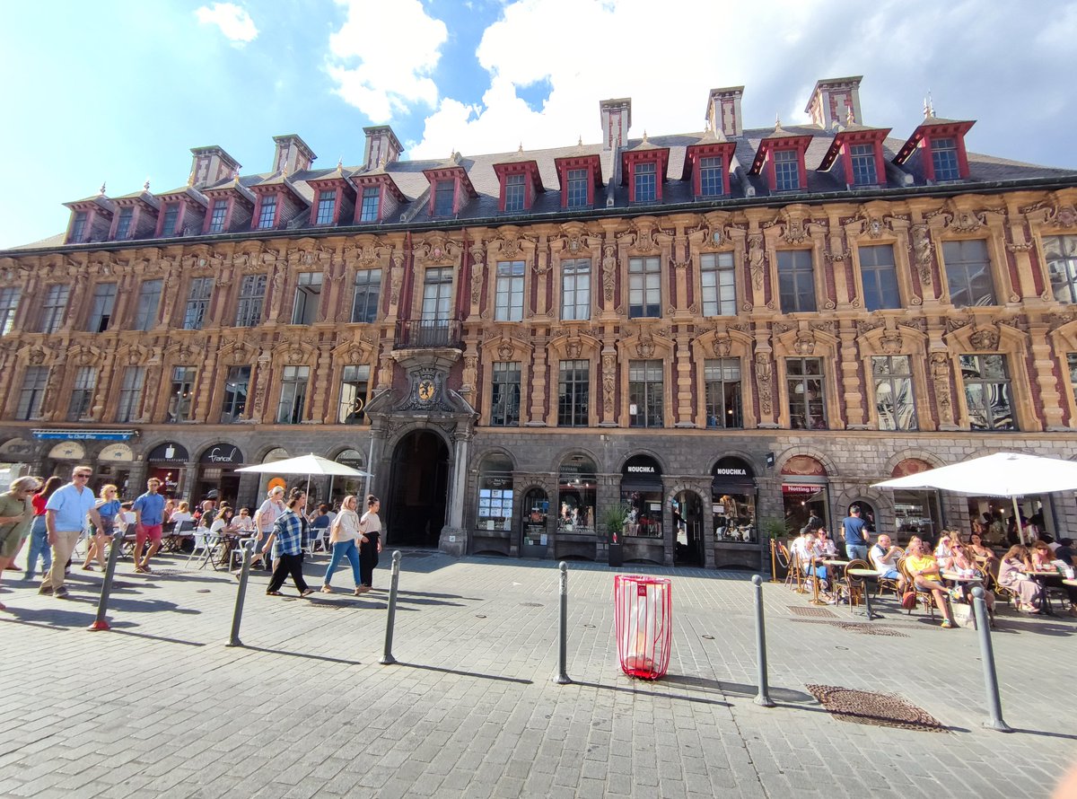 claudia_repetto's tweet photo. Great city, nice and inspiring colleagues and super interesting scientific discussion at #ESLP2022 in Lille. It's a pity to leave early 😟 https://t.co/TWDkbZfniM