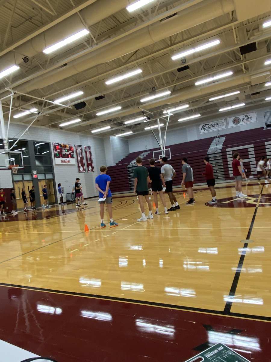 AQ Men's Basketball tweet media