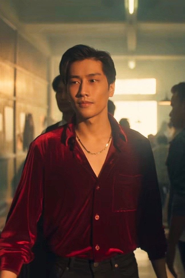 Mayasthings's tweet photo. My boy is wearing this shirt in every fanfic 🤧 https://t.co/2E89Rw4KS1