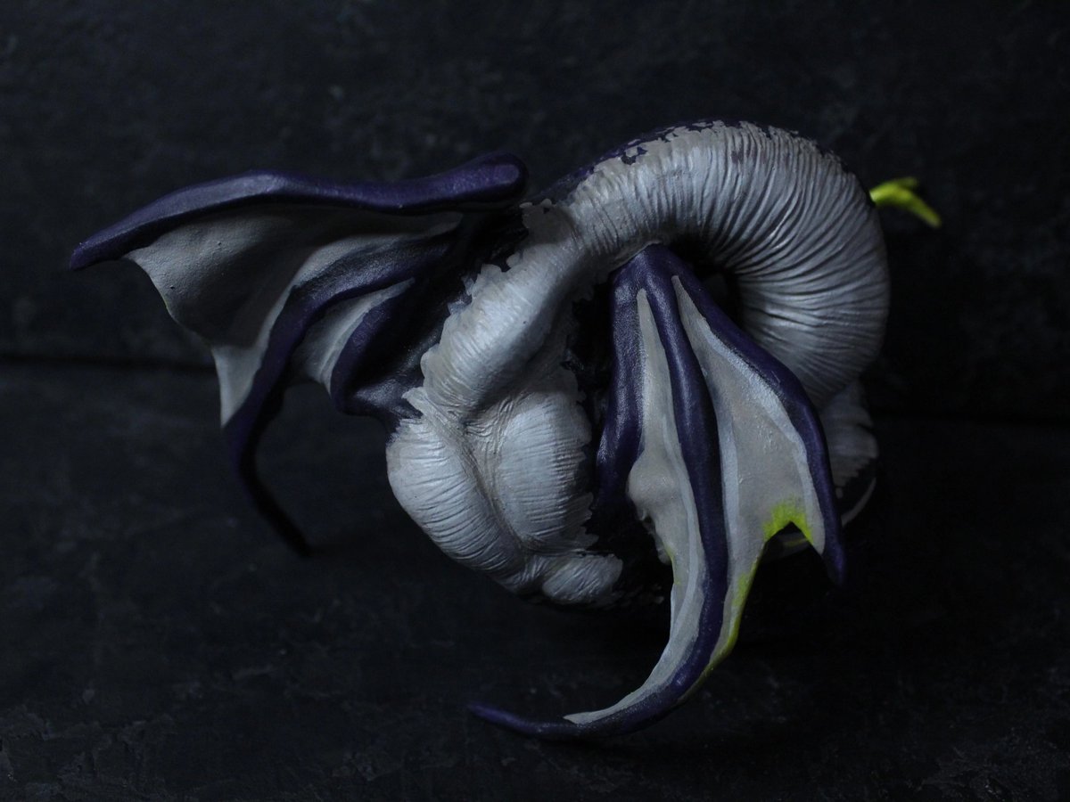FariisTal's tweet photo. Ashanian Serpent (WIP)

A small three-day sketch for testing multichrome powder

#dragon #amphiptere #snake #multichrome #purple #wip #test #tongue #small #fantasy https://t.co/xjko9sH6J6