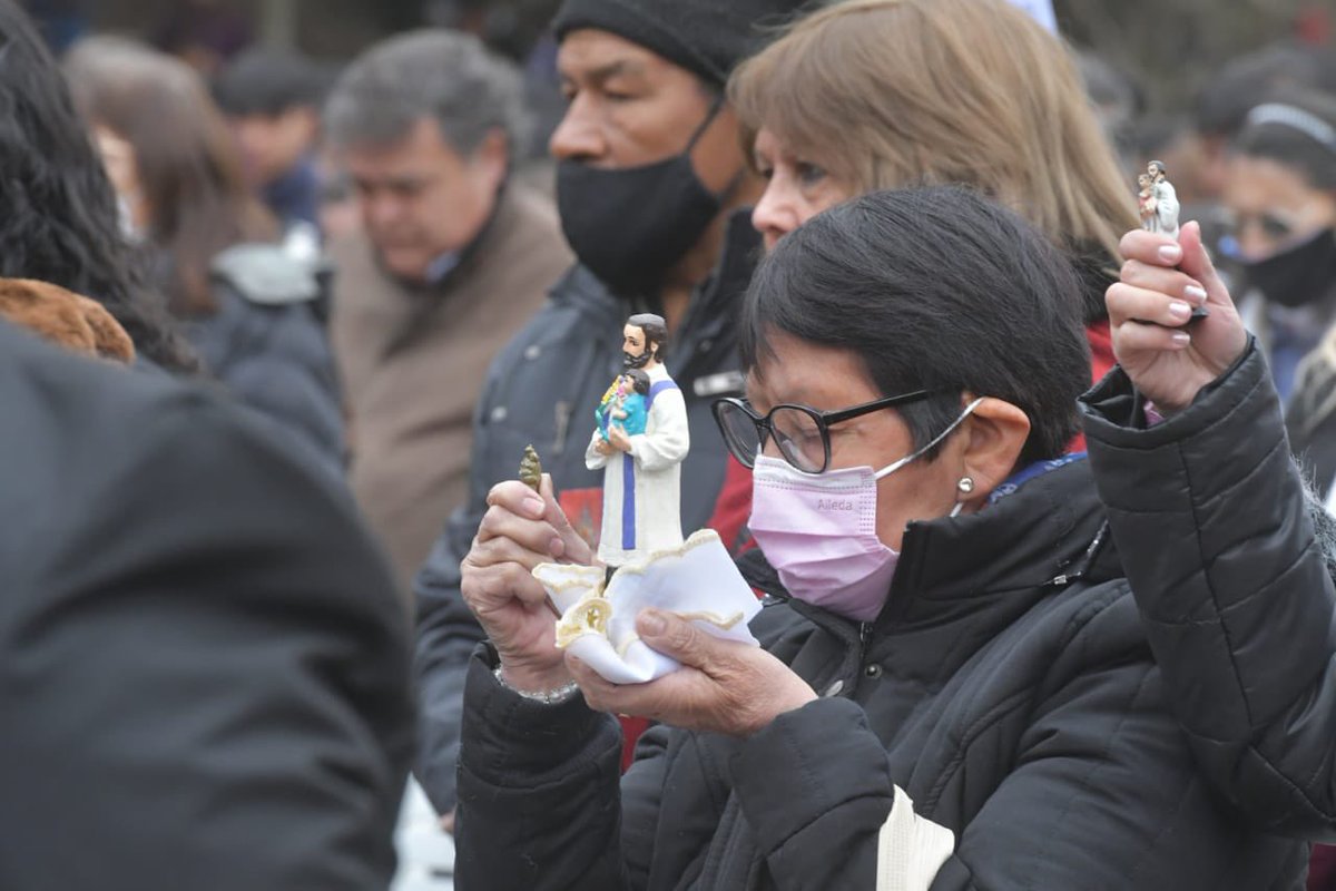 Un saludo muy especial al querido pueblo de Vaqueros por la celebración de sus fiestas patronales en honor a San Cayetano ♥️
