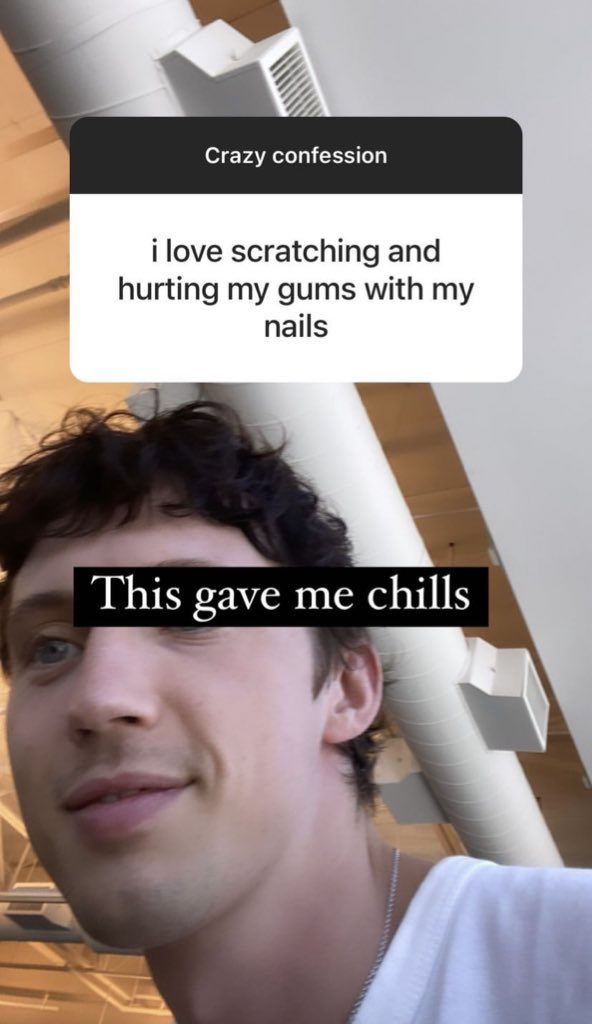 UpdatedTS's tweet photo. 📸| Troye on his Instagram Story!   

© troyesivan https://t.co/MAJgHzcOzh