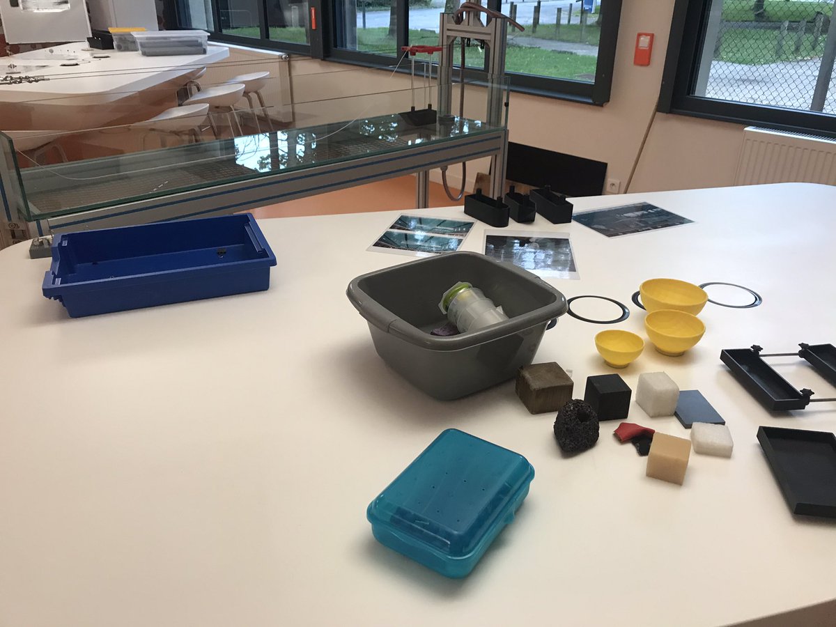 MISS_sciences's tweet photo. Lundi 29/08, accueil des principaux des collèges du @CDEssonne à la @MISS_sciences, au #Proto204 et à l’amphi de l’@IJCLab. On est prêts pour leur expliquer ce que l’on fait à la @MISS_sciences 😉 https://t.co/JluwzjXV1a