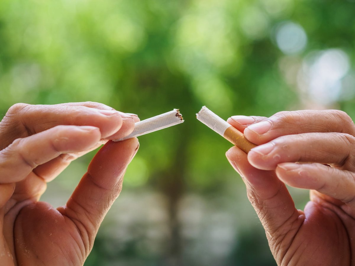 J3016318613's tweet photo. L'astuce de @Kiabi pour diminuer le temps de pause cigarette par 2 @MagazineCapital @capital https://t.co/uAdiQSfhqx