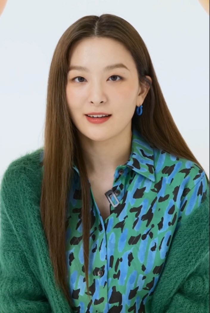 GirlGroupsThink's tweet photo. Red Velvet's Seulgi https://t.co/riJpjzPAgF