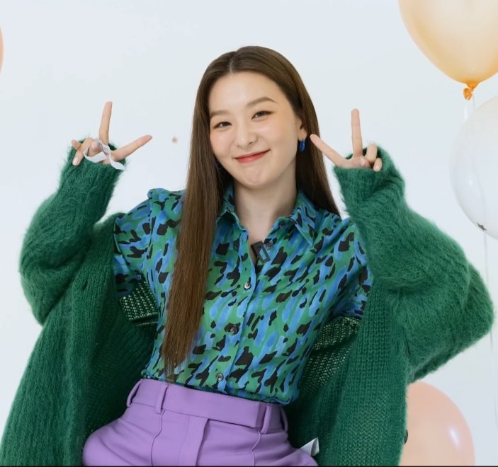 GirlGroupsThink's tweet photo. Red Velvet's Seulgi https://t.co/riJpjzPAgF