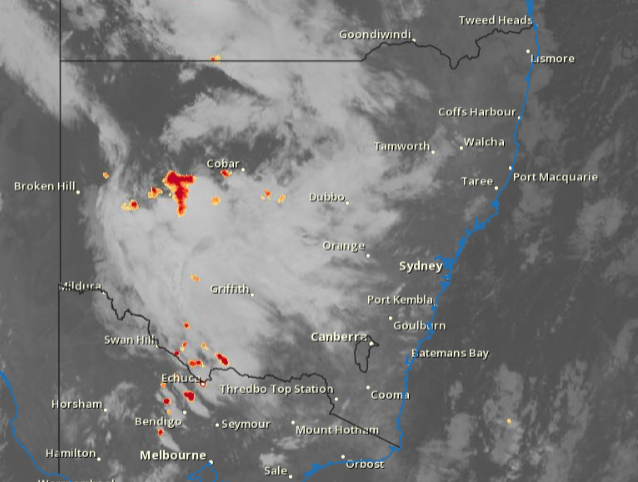 BOM_NSW's tweet photo. Warm temperatures throughout NSW today. Morning fog for the ranges and east coast lifting to a partly cloudy day. Thunderstorms over inland districts, which may become severe in the far west. Forecast details https://t.co/MgoL1abboq Warnings updated here https://t.co/fRvnIHj1bV https://t.co/SisRmSMNKp