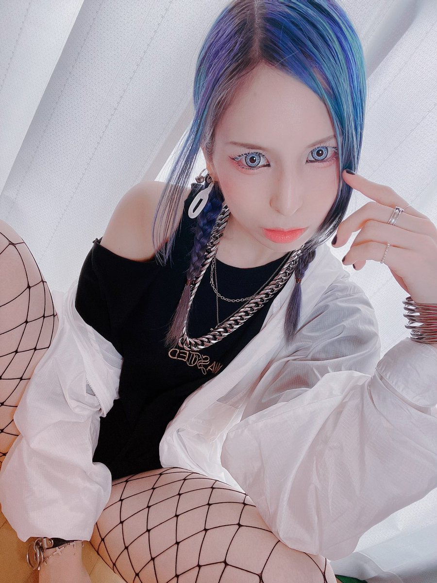 LILLY on Twitter "RT Lilly_litlili おはよ。今週もがんばろ。"