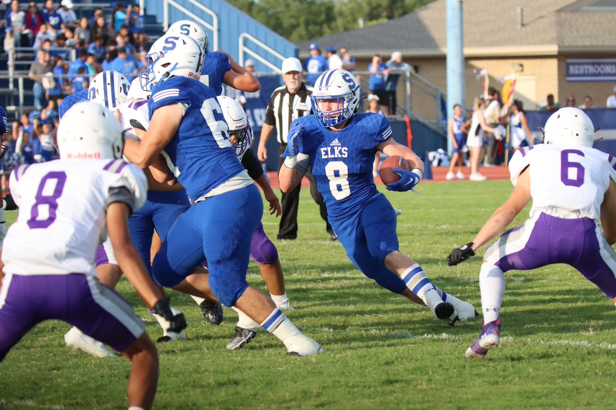 PressPassSports's tweet photo. Here’s the Top 10 performers from Week 1 across the Texas Panhandle #txhsfb 📸 @lildaverickson, Ernie Bowen, @BenJYD3 https://t.co/yvPZrtVJNq https://t.co/bMzBbPLK5Z