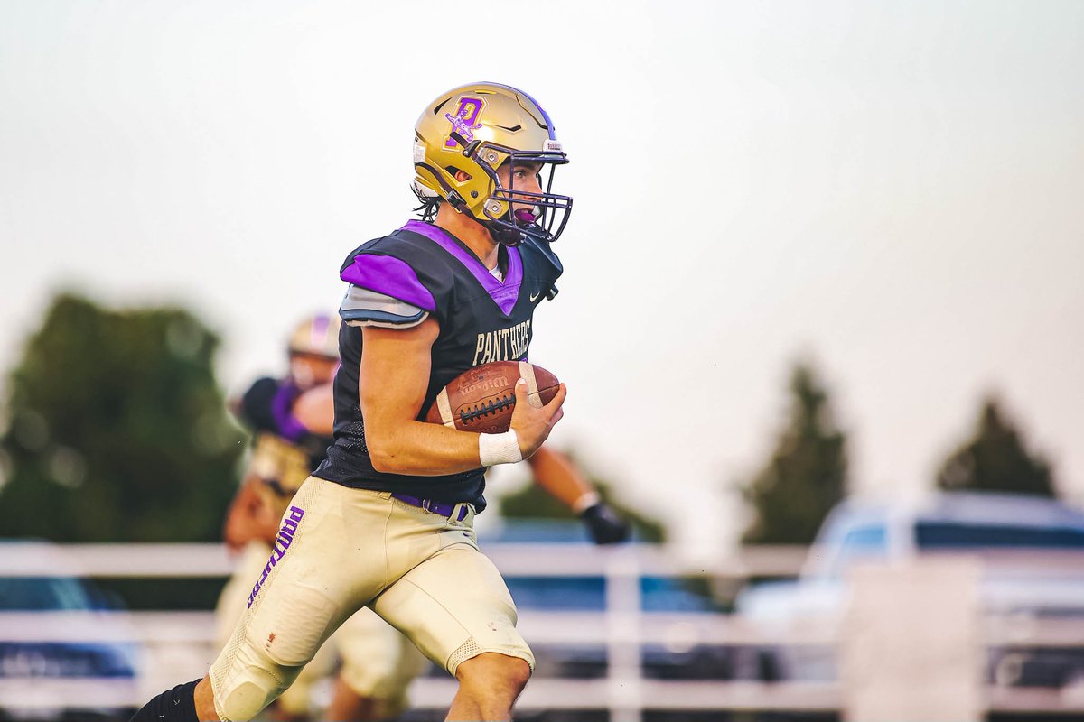 PressPassSports's tweet photo. Here’s the Top 10 performers from Week 1 across the Texas Panhandle #txhsfb 📸 @lildaverickson, Ernie Bowen, @BenJYD3 https://t.co/yvPZrtVJNq https://t.co/bMzBbPLK5Z