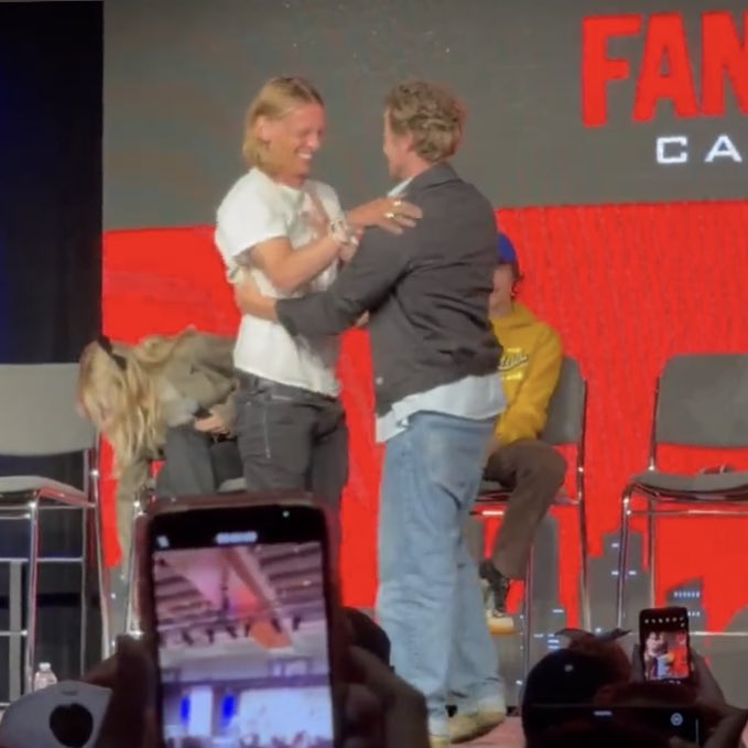 caseohcore_'s tweet photo. JAMIE AND JOSEPH CONTENT WE WIN https://t.co/ViZ3jr0RUq