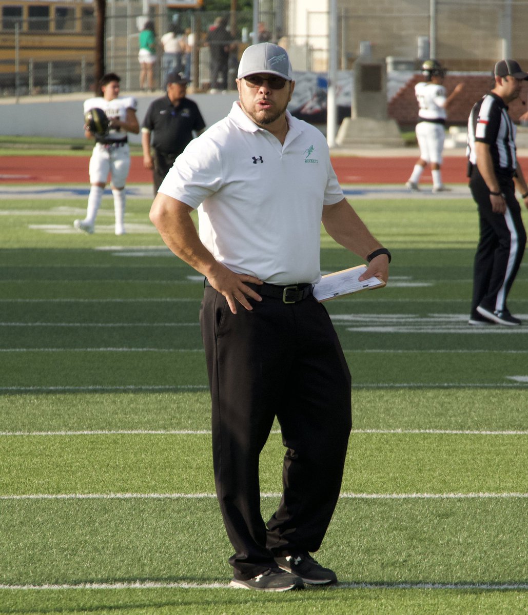 BDammone's tweet photo. @football_jfk  #ATW #satxhsfb https://t.co/jVxfSEbPfD