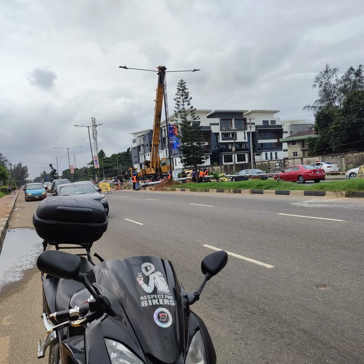AutocentricG's tweet photo. We'll be the first to share with you, if you're in the habit of not waiting for the traffic light at Kingsway bus stop (former NITEL bus stop) on Mobolaji bank Anthony way, you're about to be in big trouble. 

The ITS(Intelligent Transport System) is about to be installed there. https://t.co/0xlDWDqwmW
